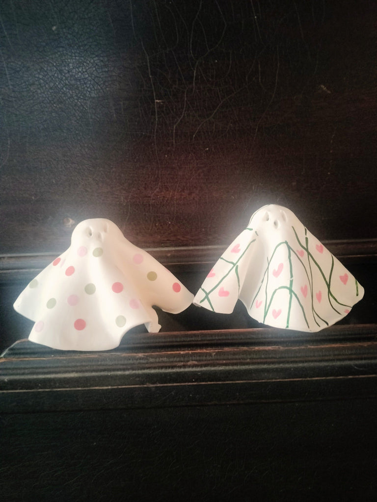 Corrie's Craft of the Month - Clay Ghosts