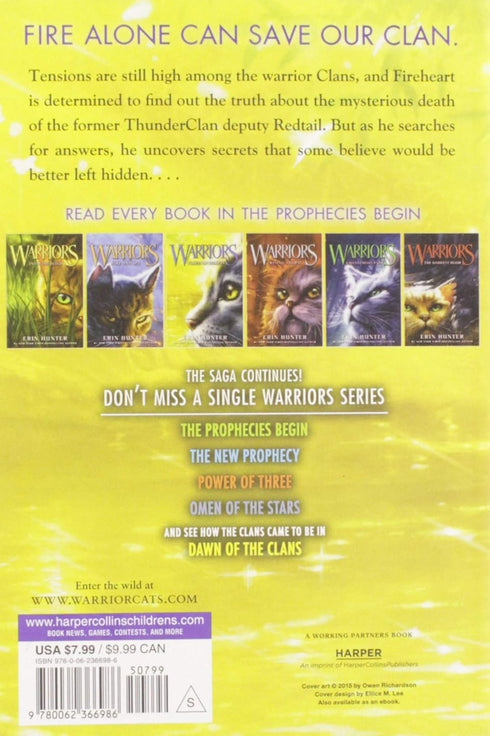 WARRIORS #3: FOREST OF SECRETS - HUNTER. ERIN ; STEVENSON. DAVE CHILDRENS BOOKS
