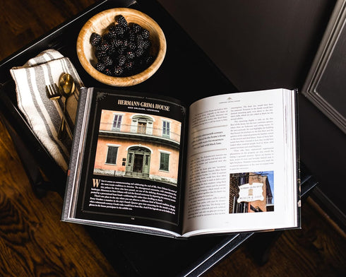 FOOD TO DIE FOR: RECIPIES & STOIRES FROM AMERICA'S MOST LEGENDARY HAUNTED PLACE