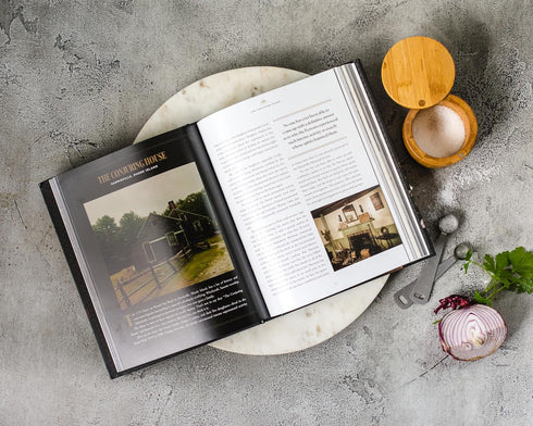 FOOD TO DIE FOR: RECIPIES & STOIRES FROM AMERICA'S MOST LEGENDARY HAUNTED PLACE