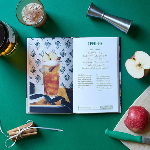 VERY MERRY COCKTAILS: 50+ FESTIVE DRINKS - STRAND. JESSICA