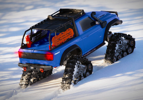 BLUE TRX-4 EQUIPPED WITH TRAXX - (1/10) 82234-4-BLUE