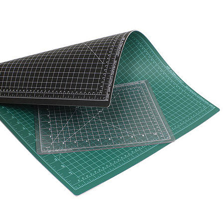 MAT 9X12 GREEN CUTTING MAT