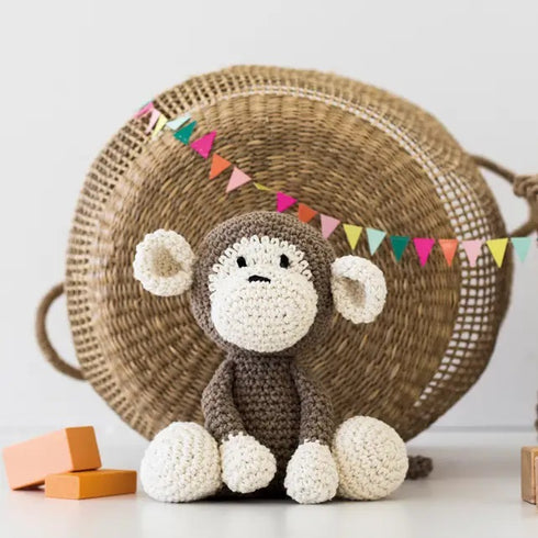HOOKED AMIGURUMI MONKEY