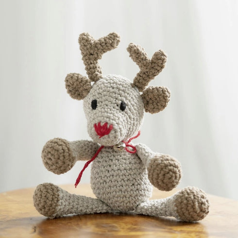 HOOKED AMIGURUMI REINDEER