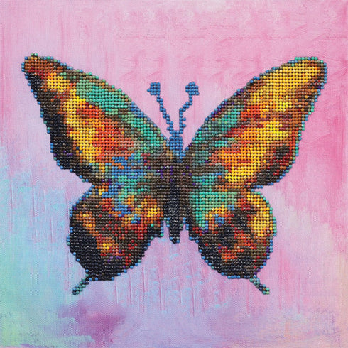 PRETTY BUTTERFLY DIAMOND ART