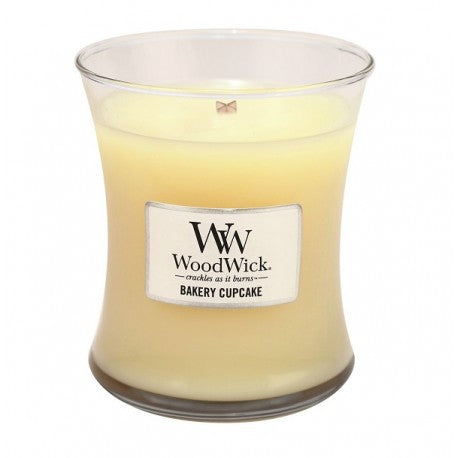 BAKERY CUPCAKE 10OZ CANDLE