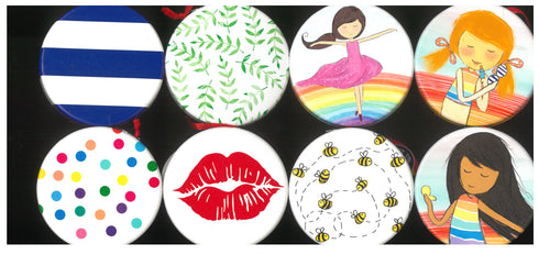 PRETTY COMPACT MIRROR