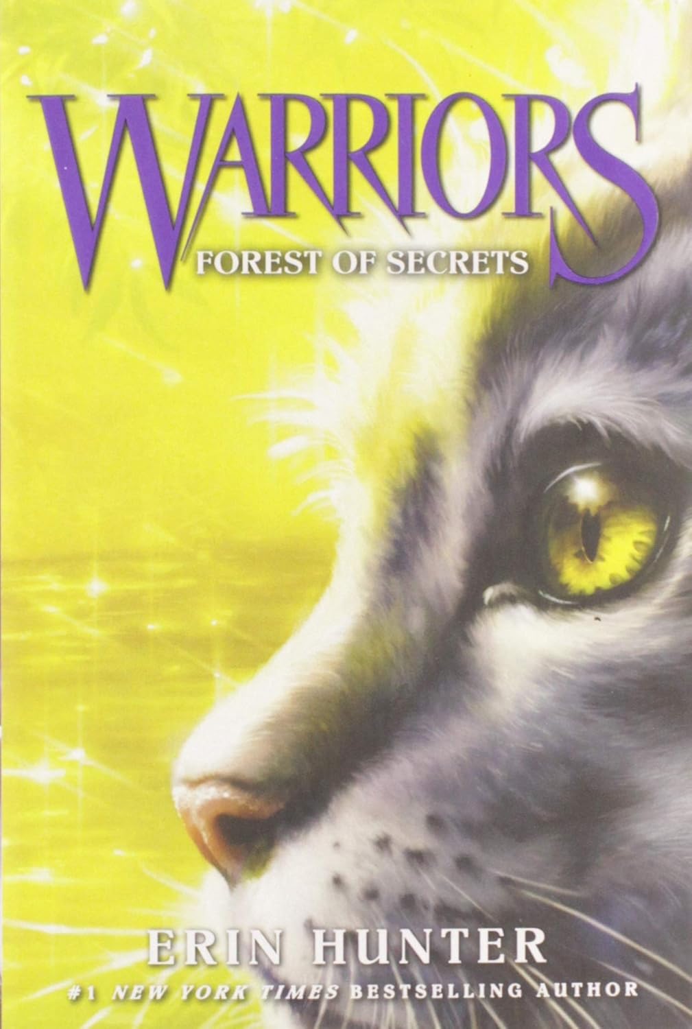 WARRIORS #3: FOREST OF SECRETS - HUNTER. ERIN ; STEVENSON. DAVE CHILDRENS BOOKS Jerrol's Supplies