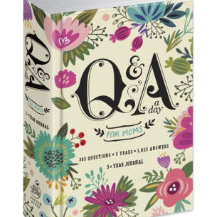 Q&A A Day For Moms: A 5-Year Journal by Potter Gift 9780553448214