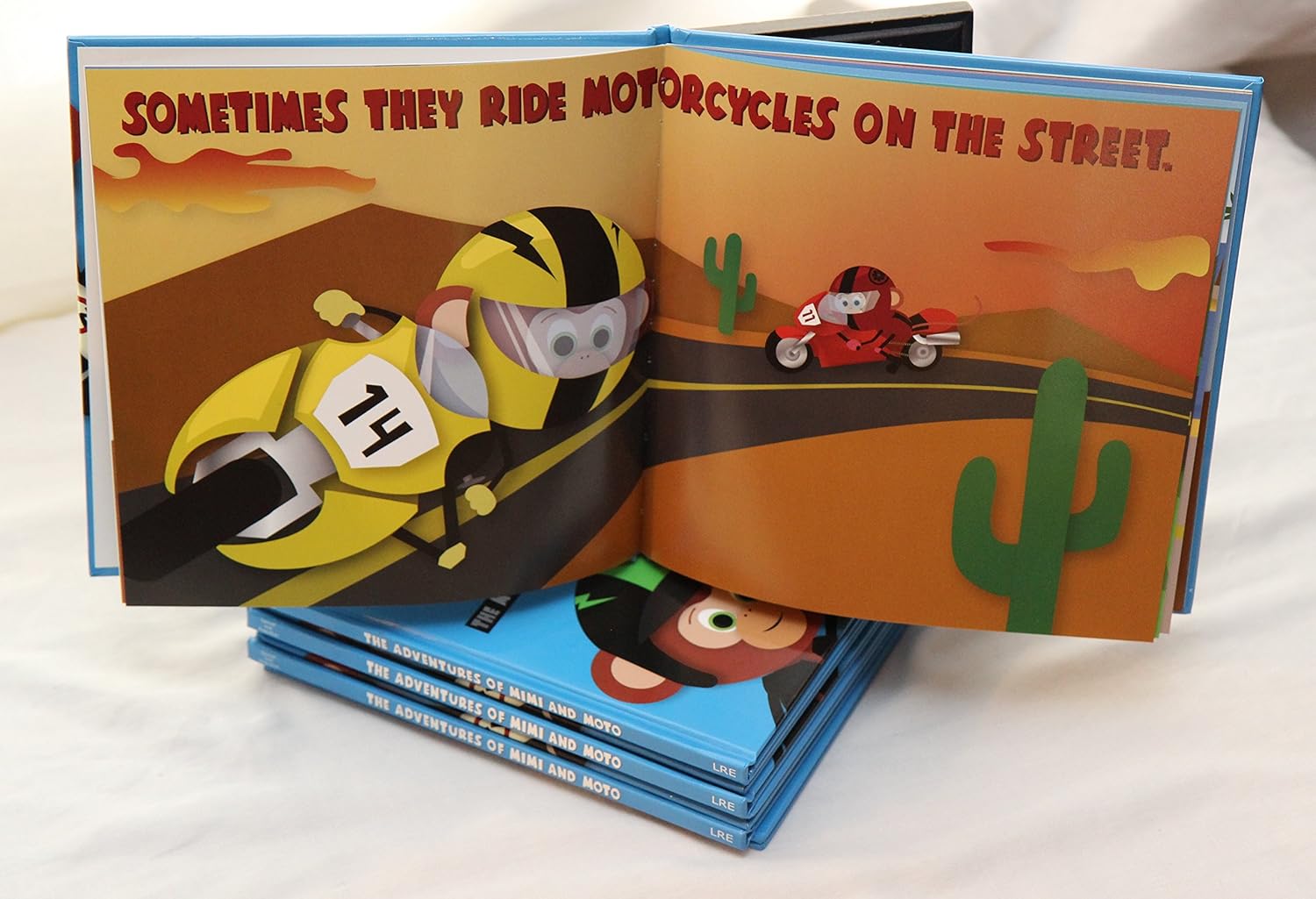 Adventures Of Mimi And Moto by Augustyn. Mark Childrens Picture 9780692735343_3