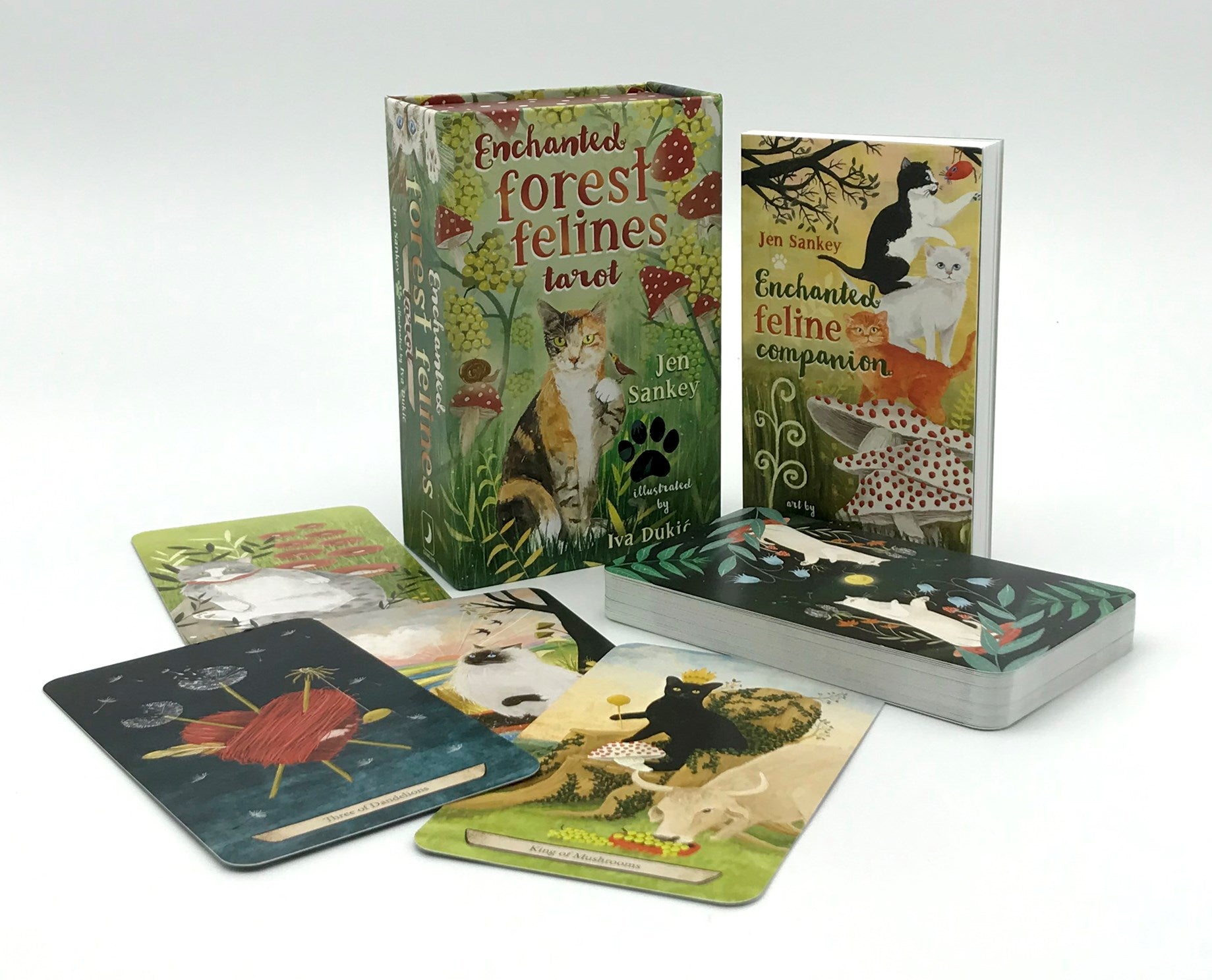 Enchanted Forest Felines Tarot by Sankey. Jen, Illustrated by Dukic. Iva