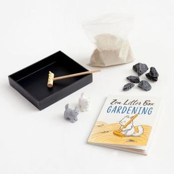 Zen Garden Litter Box: A Little Piece Of Mindfulness by Royal. Sarah 9780762464128