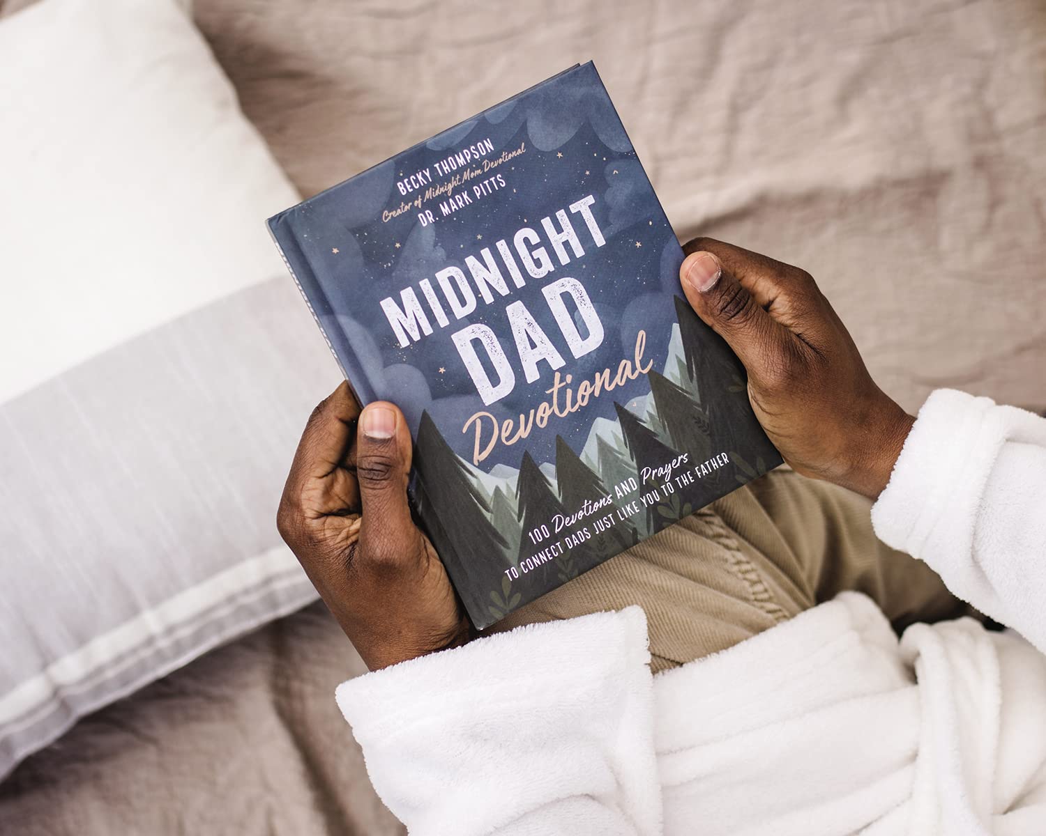 Midnight Dad Devotional: 100 Devotions And Prayers To Connect Dads Just Like You 9781400228331_8