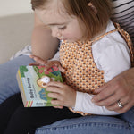 Baby Bunny: Finger Puppet Book by Chronicle Books ; Huang, Yu-Hsuan 9781452156095_4