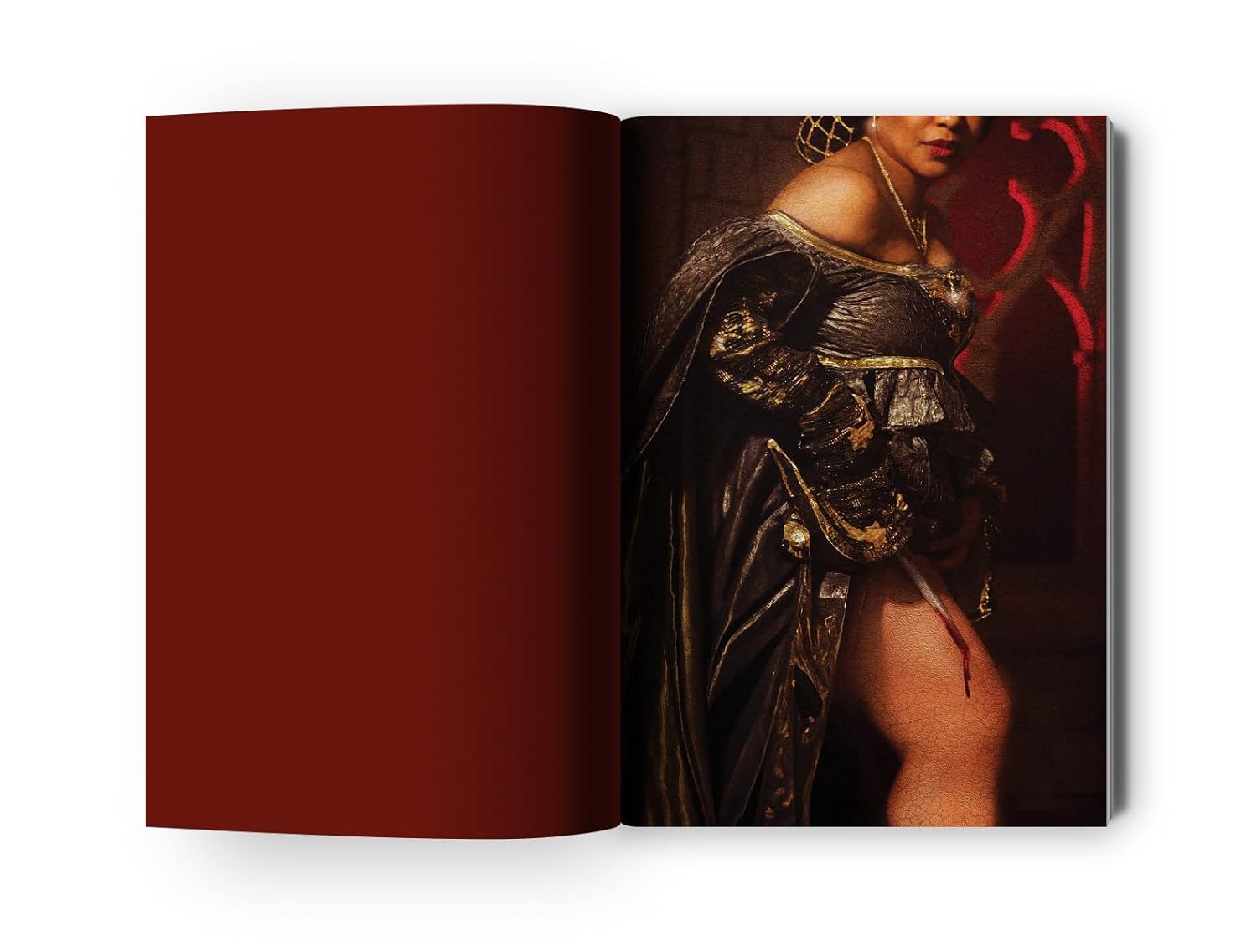 QUEEN OF MYTH AND MONSTERS (ADRIAN X ISOLDE #2) - ST. CLAIR. SCARLETT 9781464239618_1