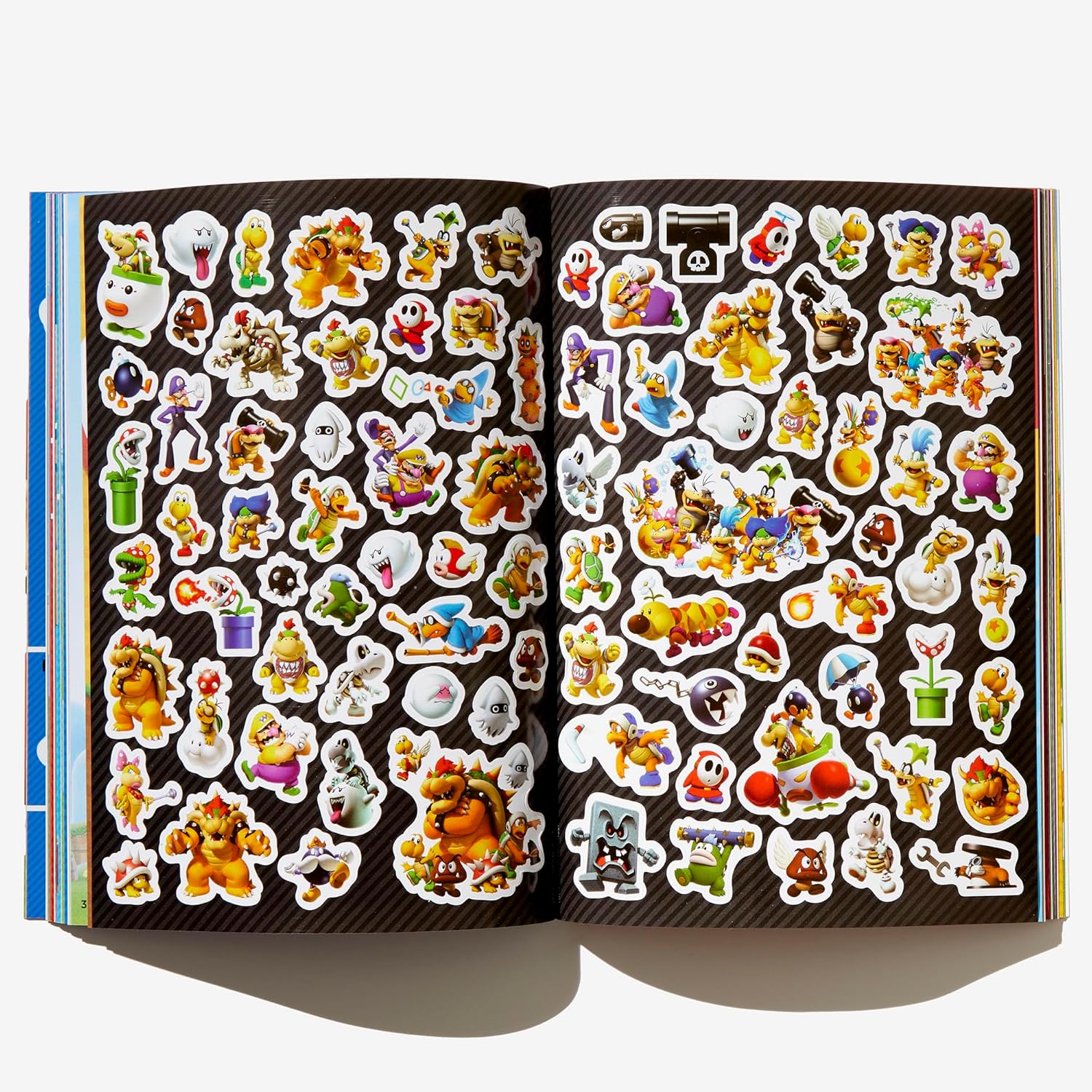Super Mario Official Sticker Book by Nintendo 9781524770068_3