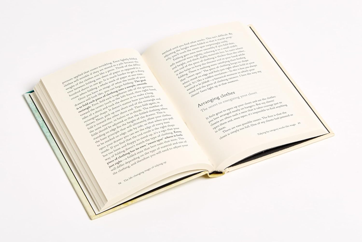 The Life-Changing Magic Of Tidying Up by Kondo. Marie 9781607747307_1
