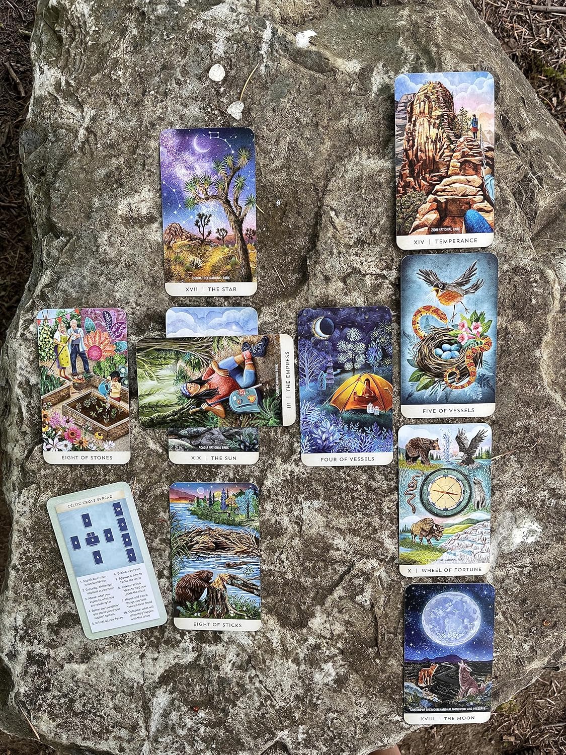 Tarot For The Great Outdoors by Gordon. Julie; Stever. Sharisse 9781680516678_2