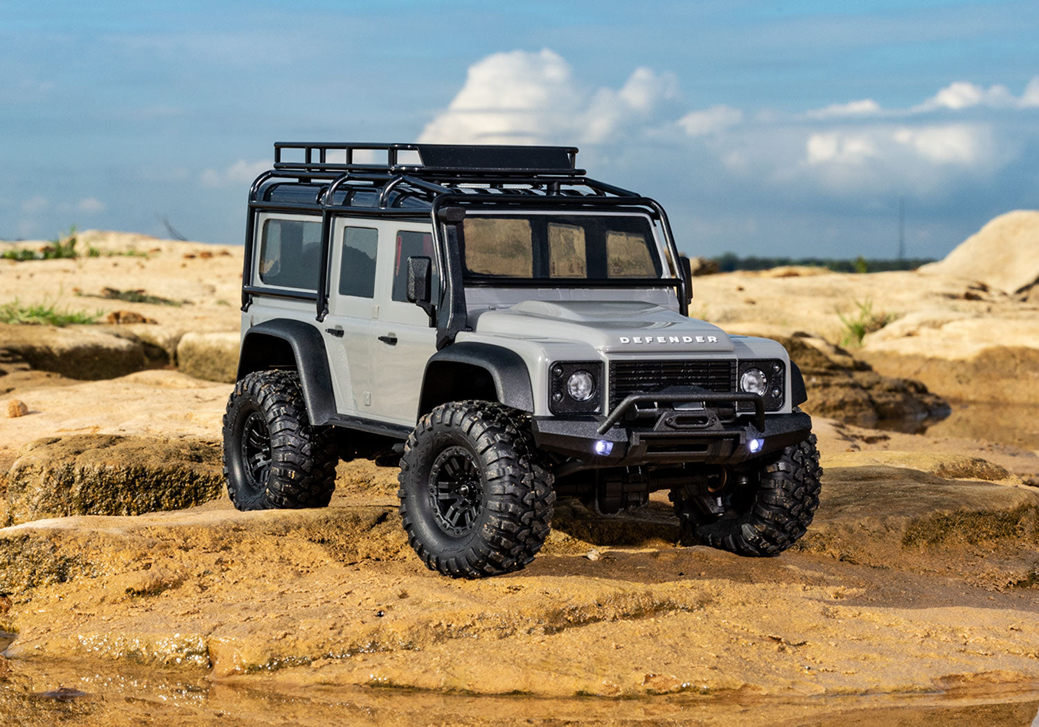 Traxxas TRX-4M Defender RC Vehicle (1/18) - Silver (97054-1-SLVR) CW-12156_6