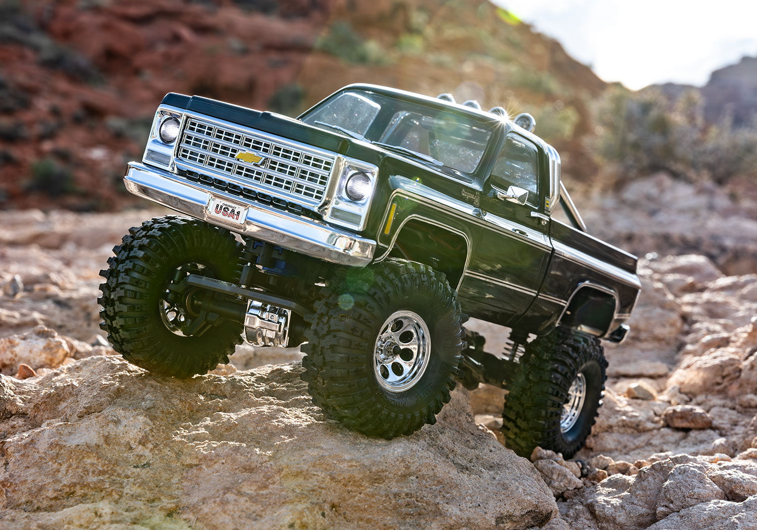 Traxxas TRX-4M F-150 High Trail Edition RC Vehicle (1/18) - Black (97044-1-Blk) CW-13000_3