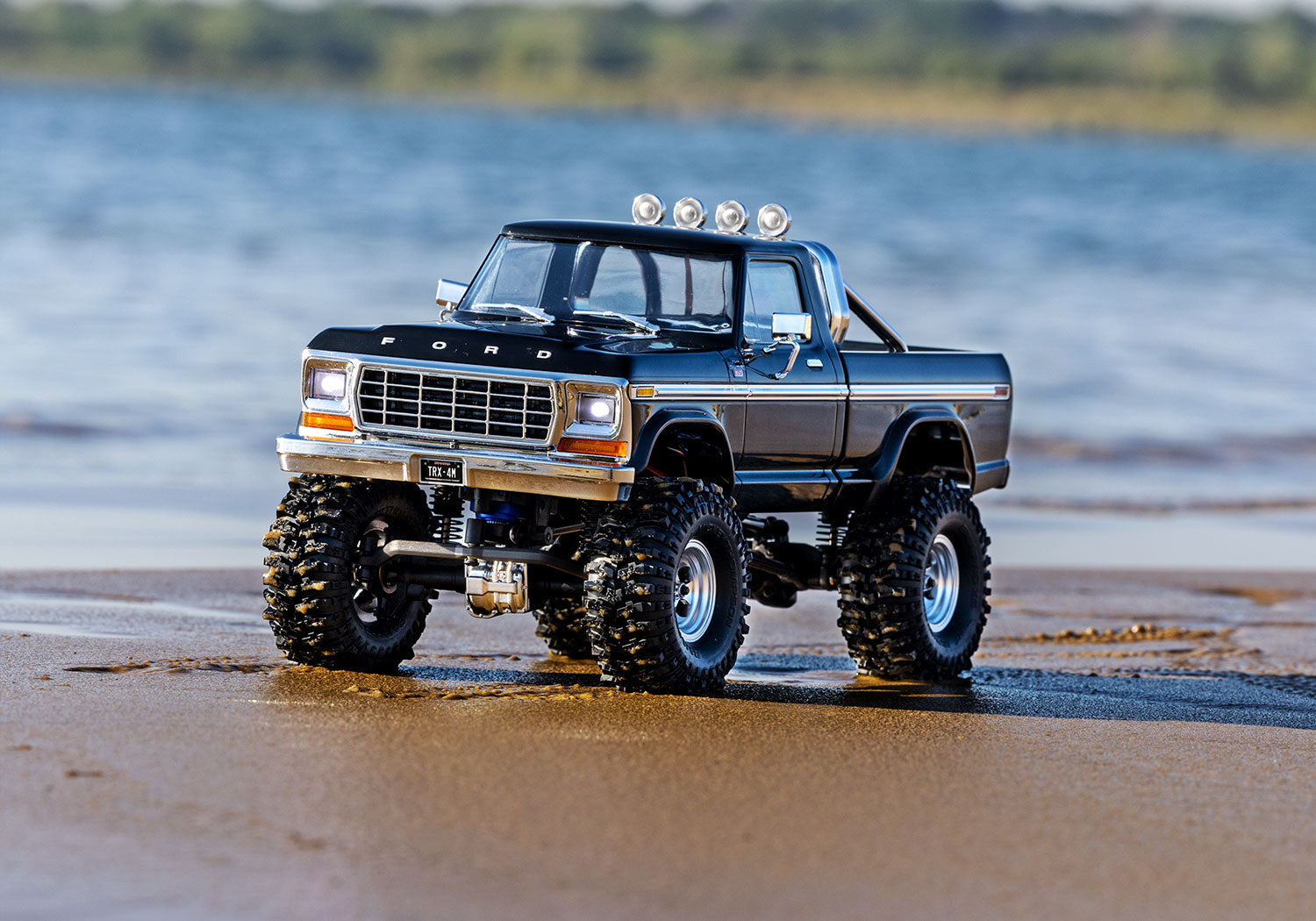 Traxxas TRX-4M F-150 High Trail Edition RC Vehicle (1/18) - Black (97044-1-Blk) CW-13000_6