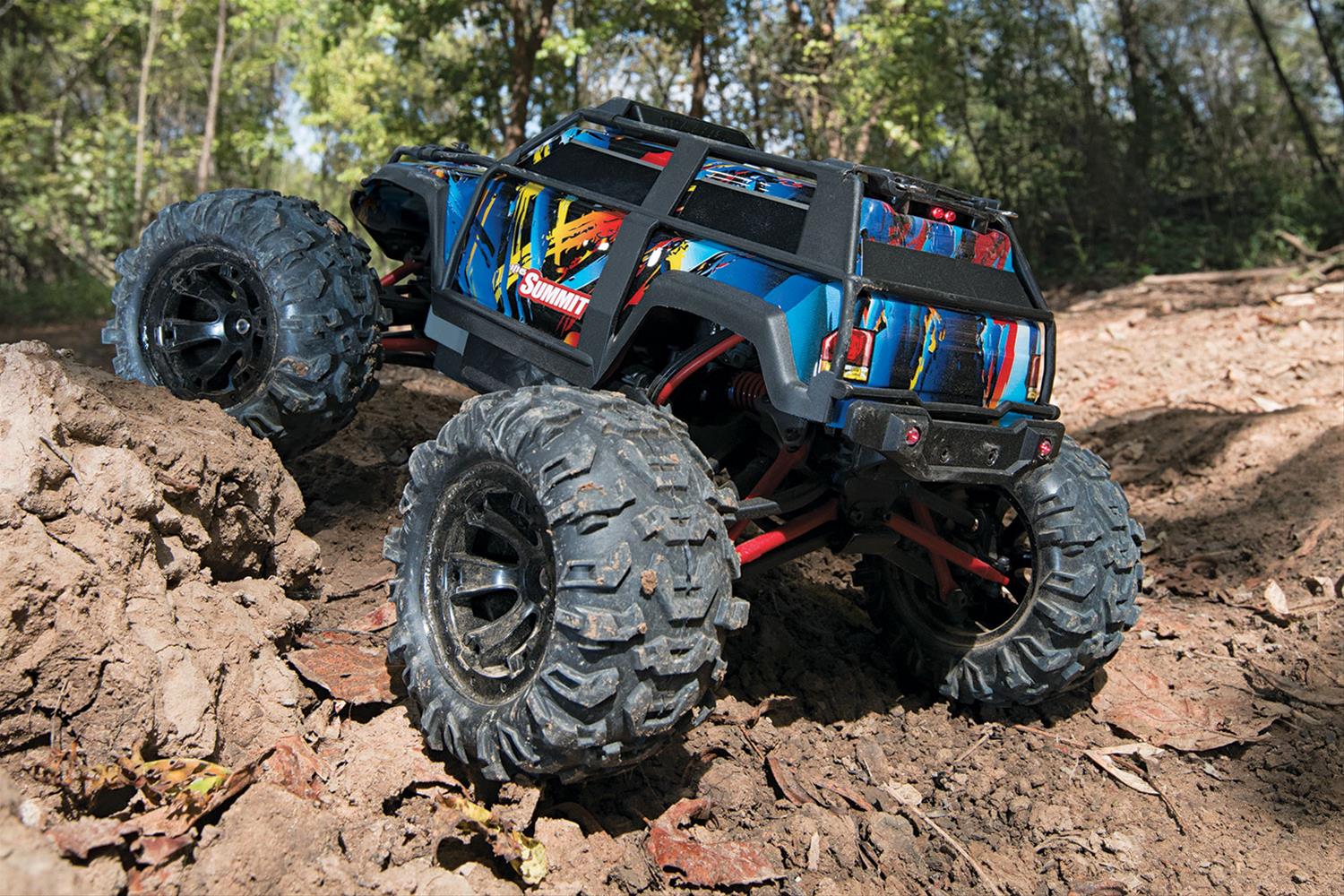 Traxxas Summit 4WD Extreme Terrain Monster Truck RC Vehicle (1/16) - 72054-5-RNR CW-13021_10_9b00e673-cb7b-4576-8ad1-ad75dc53e240