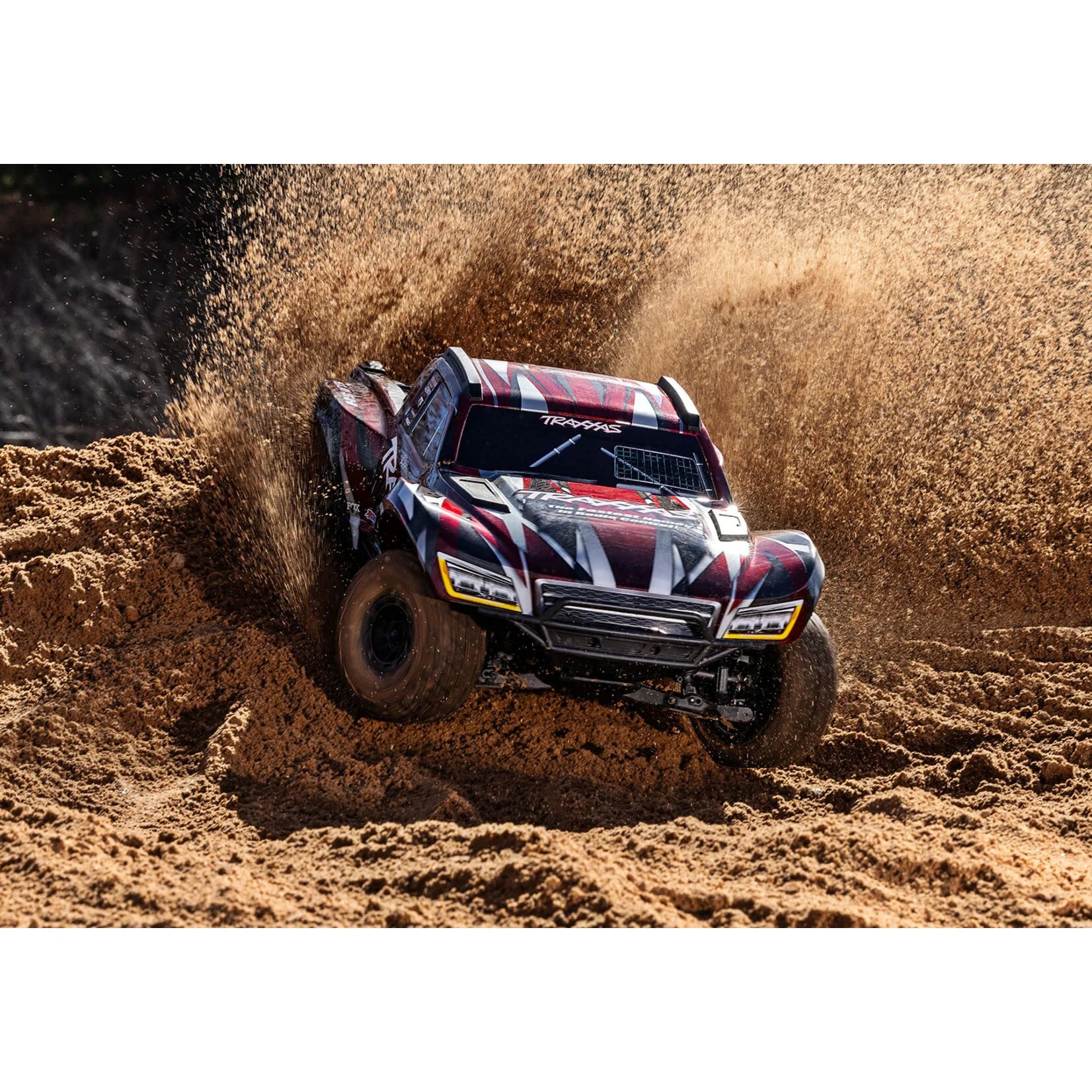(In-Store Only) Maxx Slash 4Wd 6S Red CW-13317_1