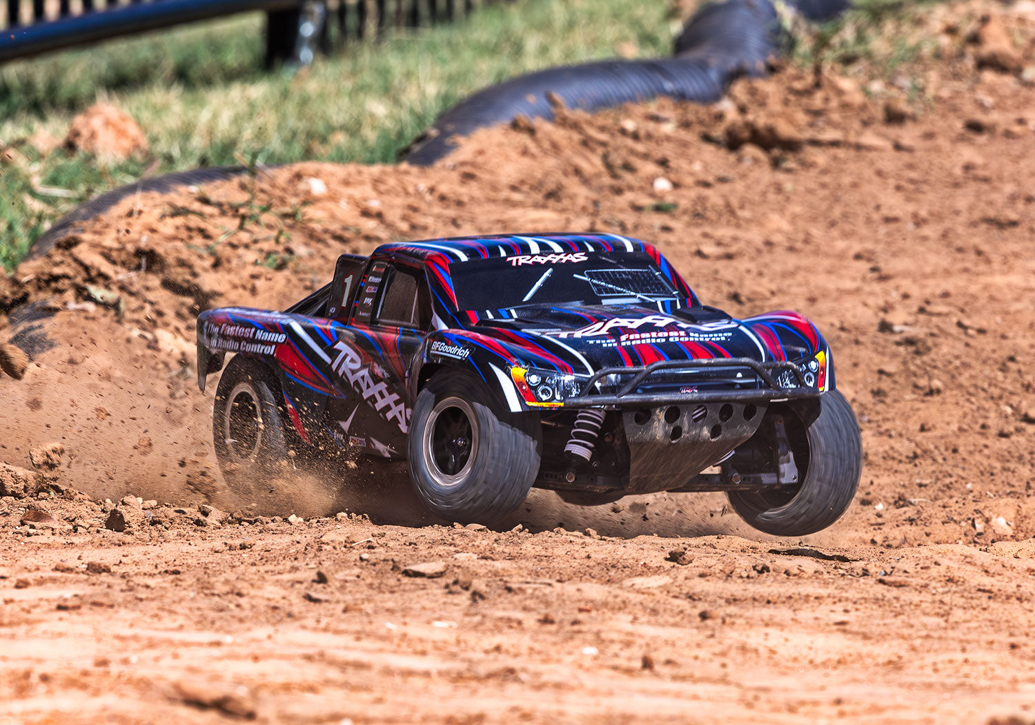 Traxxas Slash 4X4 VXL HD RC Vehicle (1/10) - Red (68386-4-RED) CW-13661_6