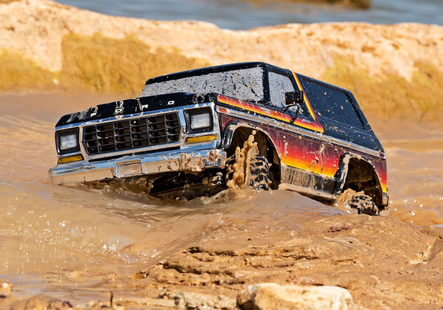 Sun Trx-4 '79 Ford Bronco - (1/10) 82246-4-Sun CW-14427_3