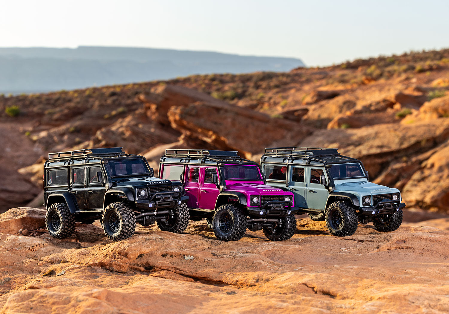 Traxxas TRX-4M Defender RC Vehicle (1/18) - Pink (97054-1-PINK) CW-14878_15