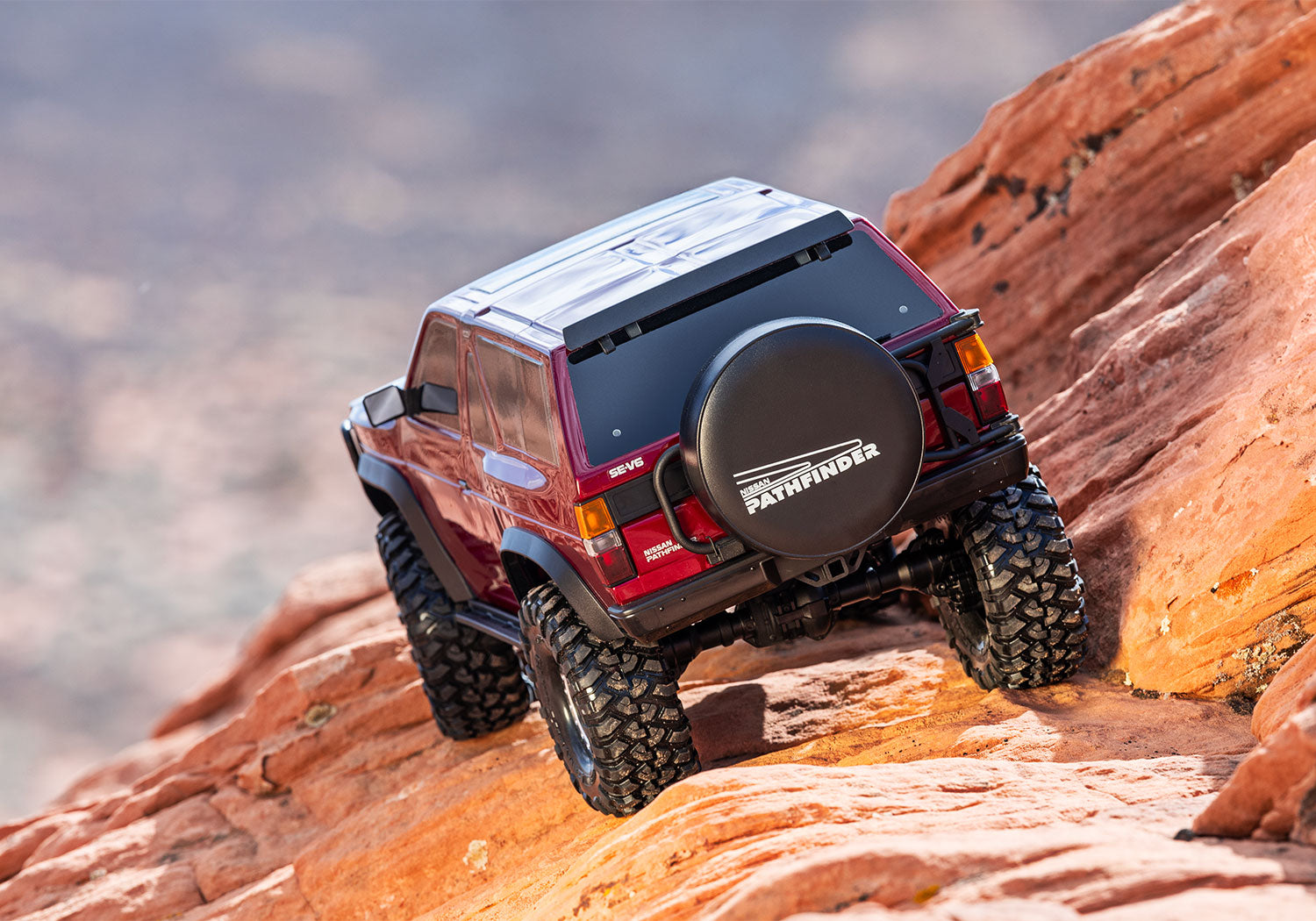 (IN-STORE PICKUP ONLY) TRX-4 NISSAN PATHFINDER RED (1/10) 110056-4-RED CW-15005_13