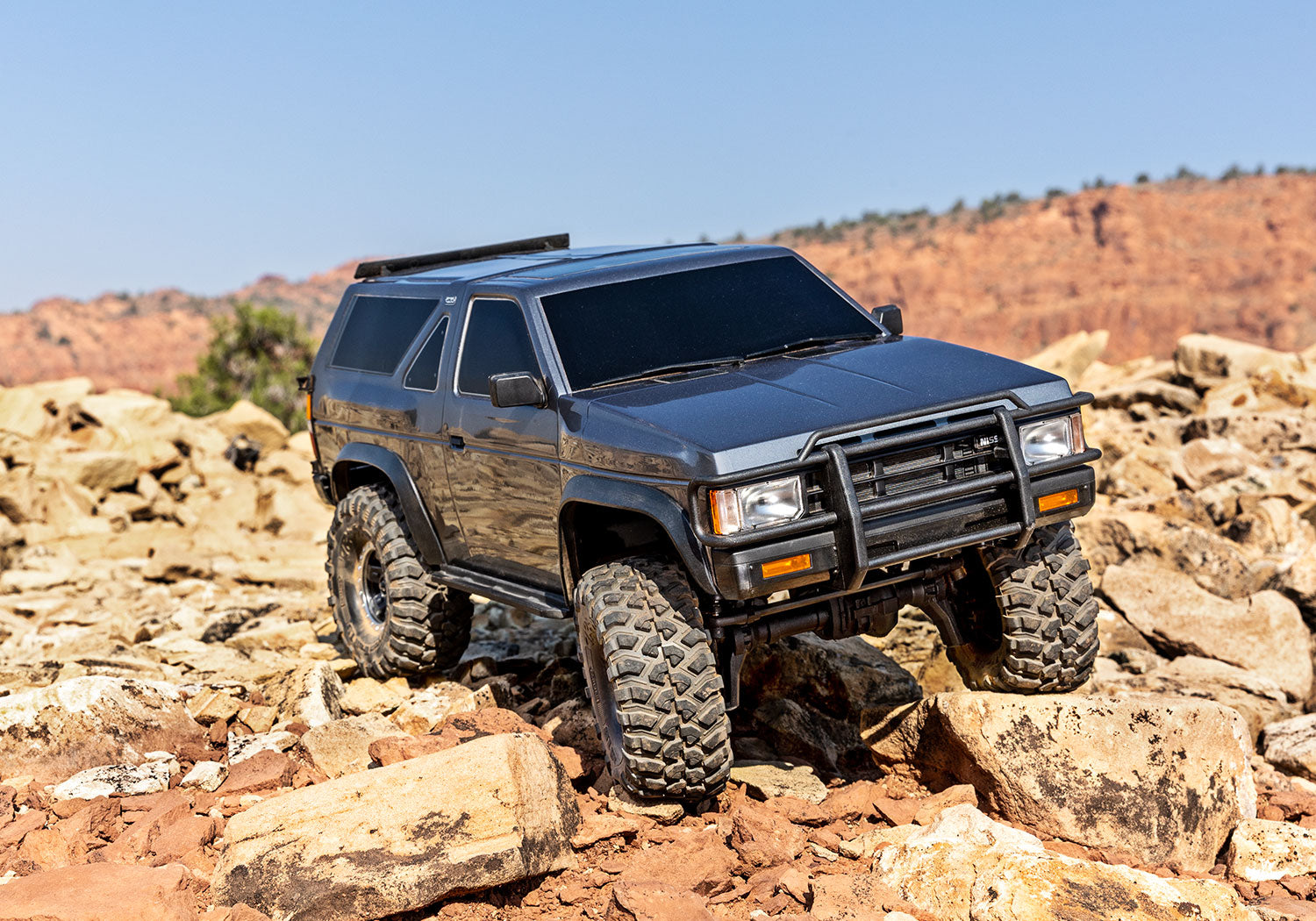 Traxxas TRX-4 Nissan Pathfinder RC Vehicle (1/10) - Silver (110056-4-SLVR) CW-15006_15_d7a75fee-de7b-4c72-b2f8-13d08b12549a