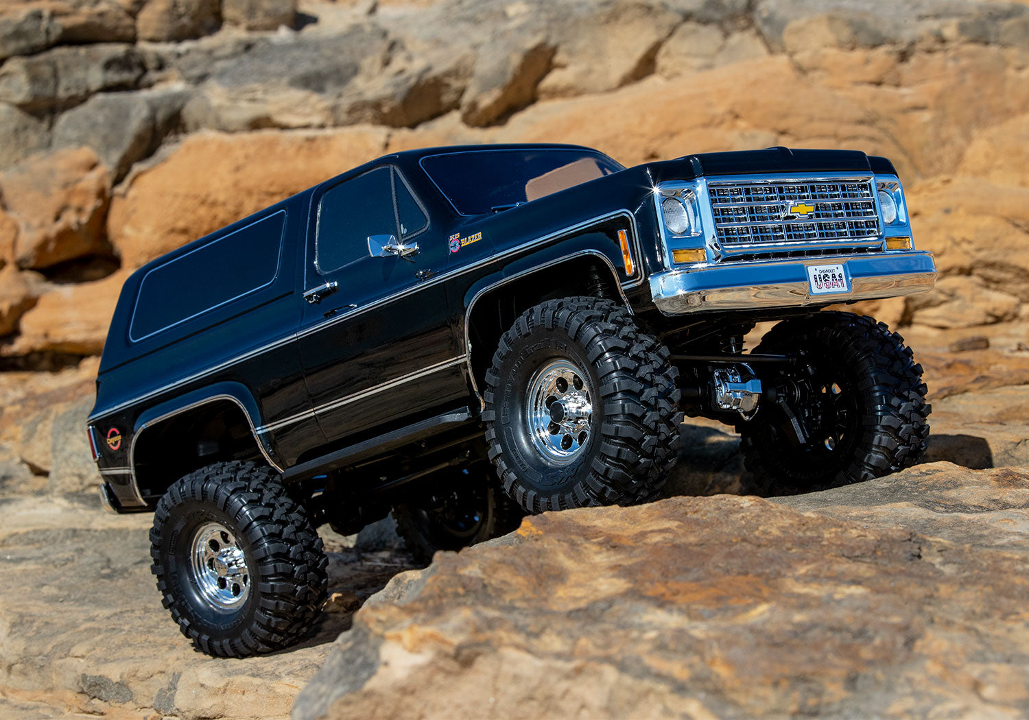 Traxxas TRX-4 1979 Chevrolet Blazer RC Vehicle (1/10) - Black (82276-4-BLK) CW-15106_19