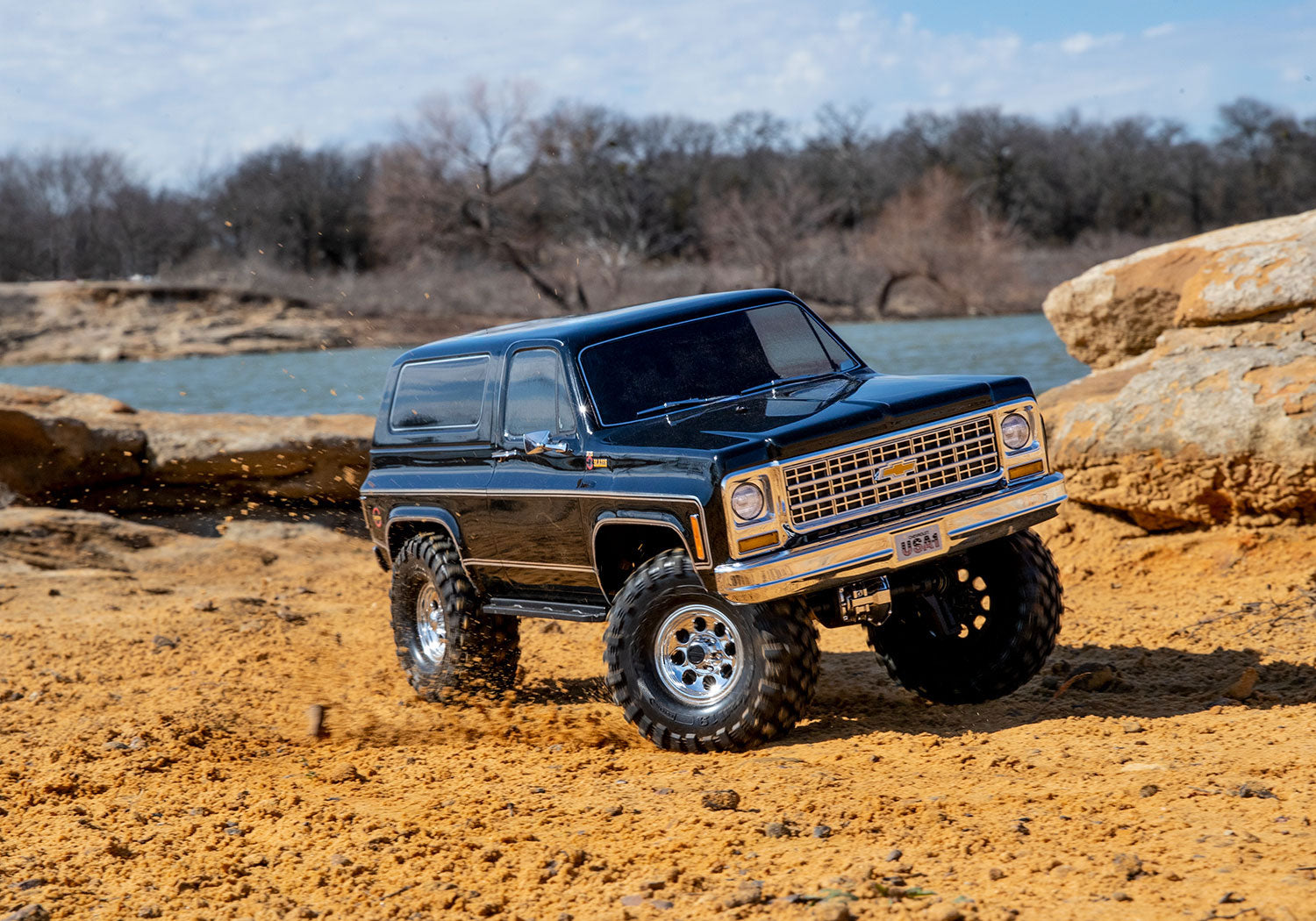Traxxas TRX-4 1979 Chevrolet Blazer RC Vehicle (1/10) - Black (82276-4-BLK) CW-15106_22