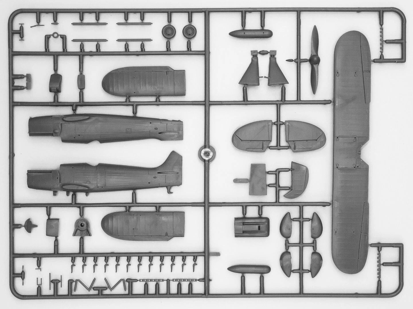 Bi-Planes Of The 1930S & 1940S 31 CW-15471_1