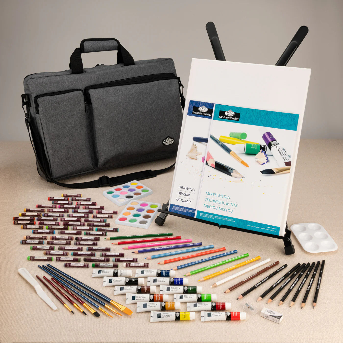 164 Piece Mixed Media Studio JB-43929_1