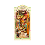 Floral Corner Street Book Nook MW-21649