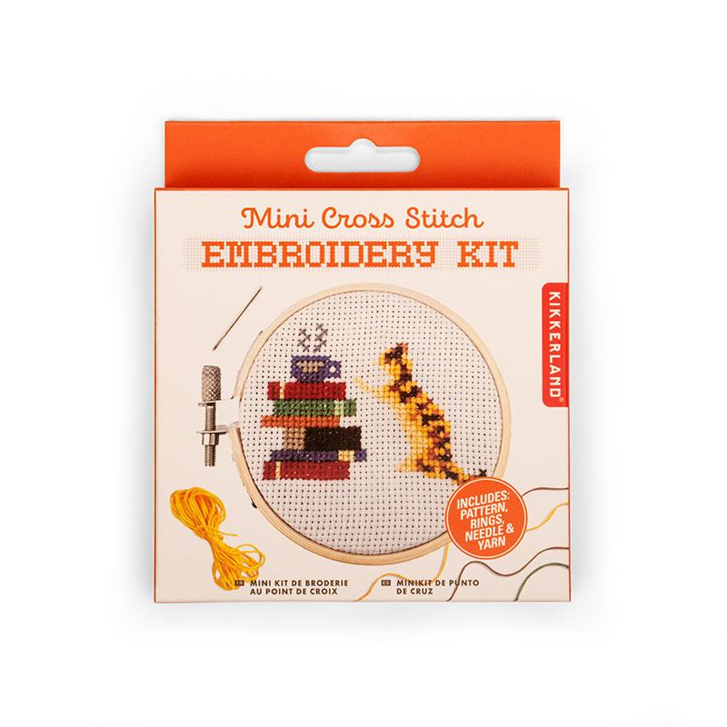 Cross Stitch Kit Cat Books MW-21986_1e0fdc30-2fe4-412e-9ab9-7386b129f939