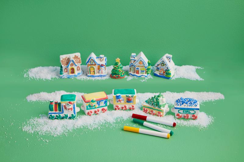 Xmas Train Color Me Set MW-22292