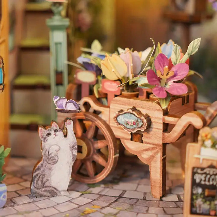 Flower Shop Book Nook 50 MW-23015_6_94a47f54-2a3a-4e7c-97ec-a0d3b27e2749