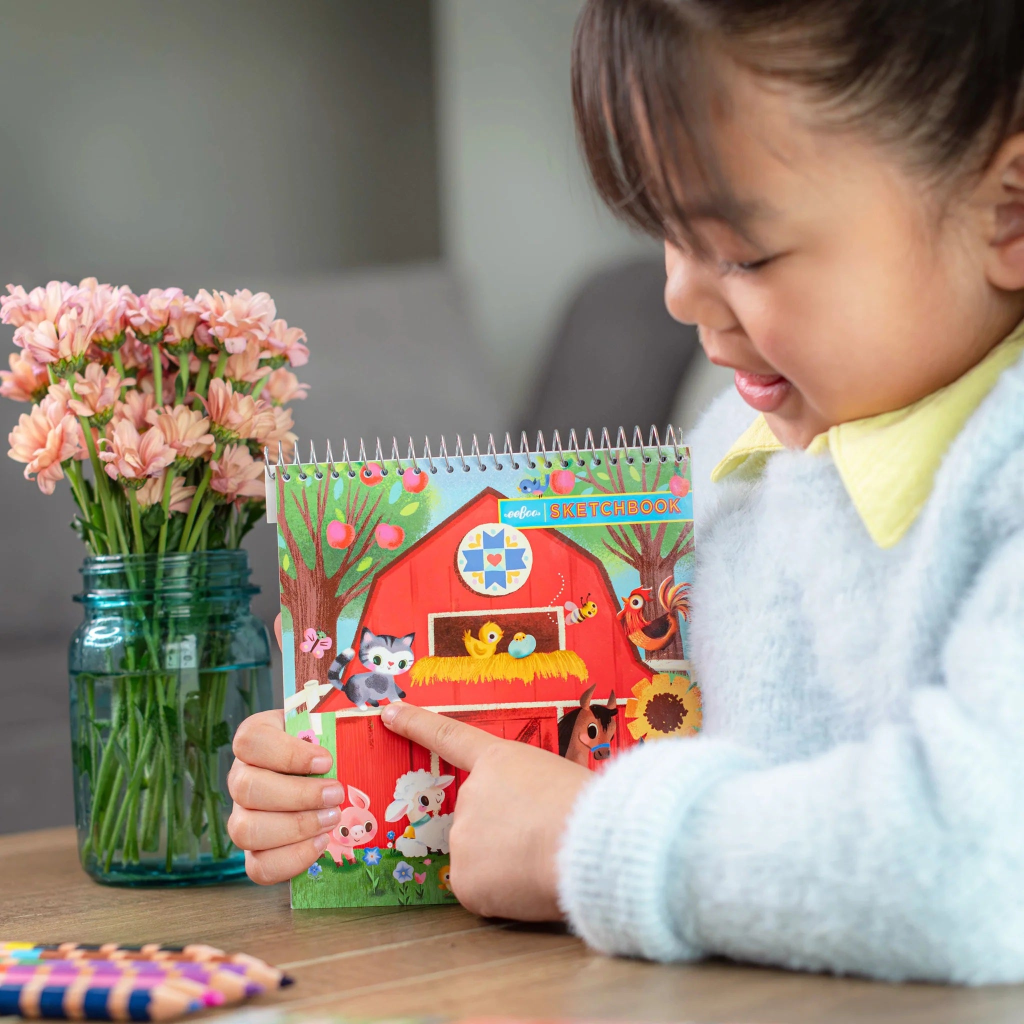 eeBoo Little Farm Square Sketchbook 80 MW-23216_3c8b7924-d6eb-41ff-807b-a66ce1bb514a
